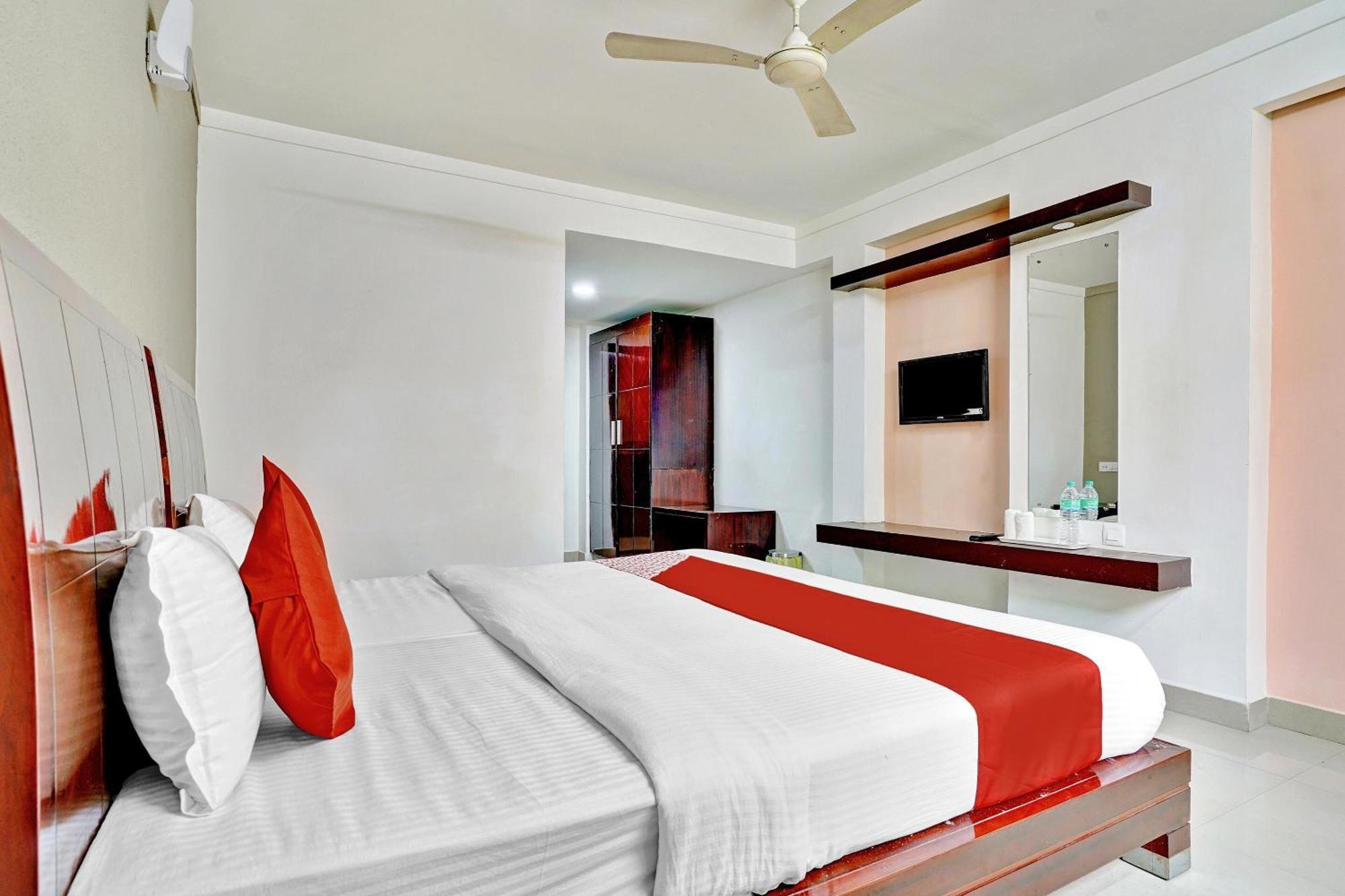 Hotel O Aec Residency 마라리쿨람 외부 사진
